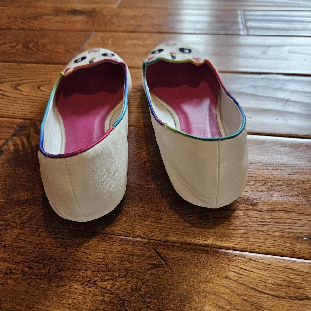 Unicorn flats - Picture 2 of 3